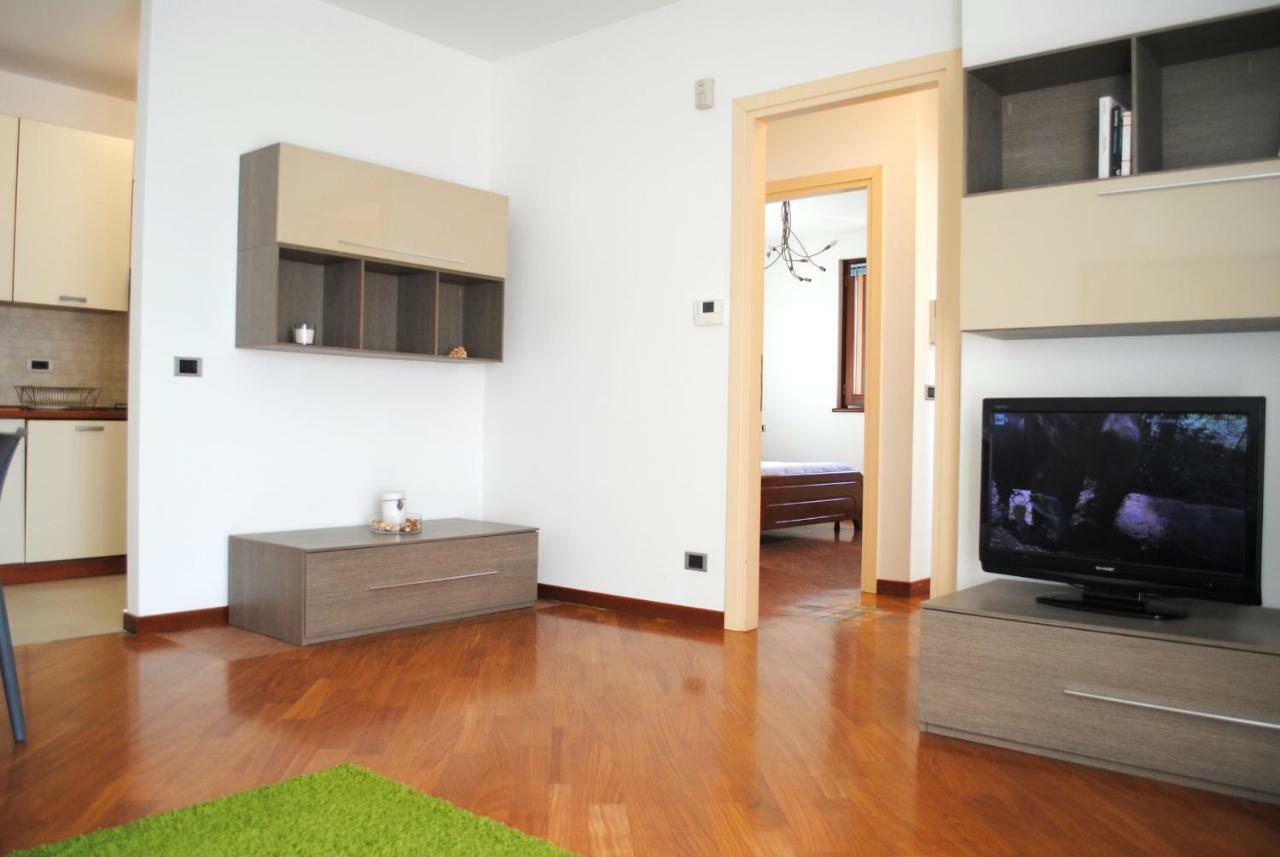 Bnbook - Residenza Naggi Casorate Sempione Εξωτερικό φωτογραφία
