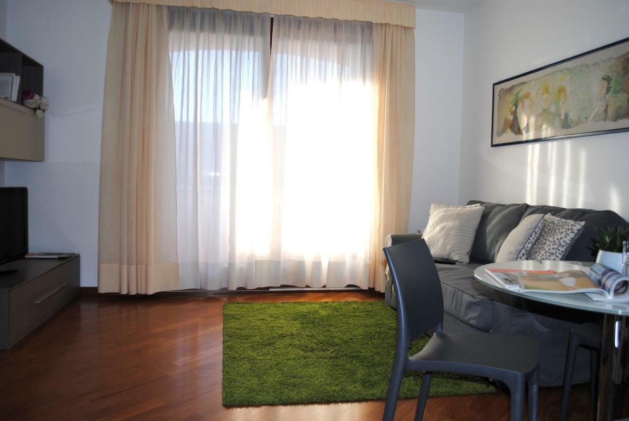 Bnbook - Residenza Naggi Casorate Sempione Εξωτερικό φωτογραφία